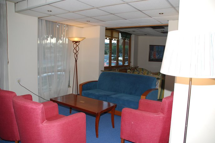 Imagen del bar/restaurante del Hotel The Caravel. Foto 3
