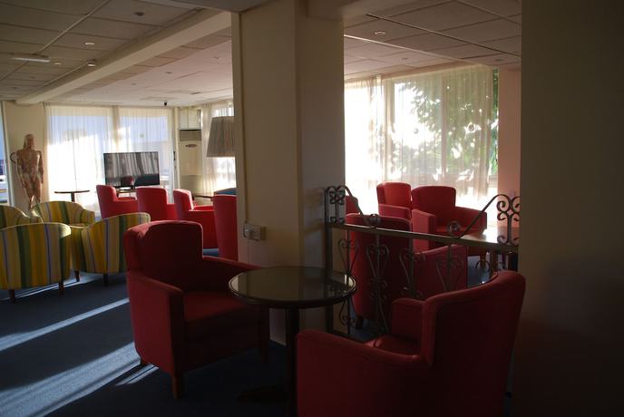 Imagen del bar/restaurante del Hotel The Caravel. Foto 4