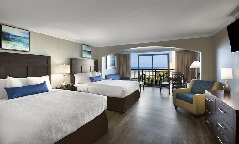 Imagen general del Hotel The Caravelle Resort. Foto 10