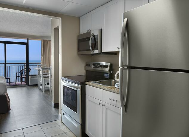 Imagen de la habitación del Hotel The Caravelle Resort. Foto 11