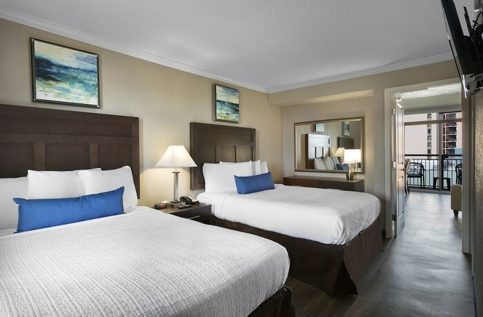 Imagen de la habitación del Hotel The Caravelle Resort. Foto 12