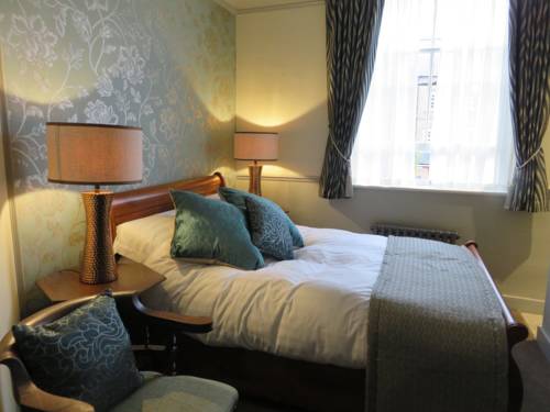 Imagen de la habitación del Hotel The Cardinals Hat. Foto 2