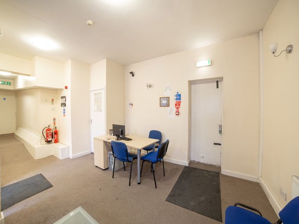 Imagen de los interiores del Hotel The Carlton, Hull. Foto 20