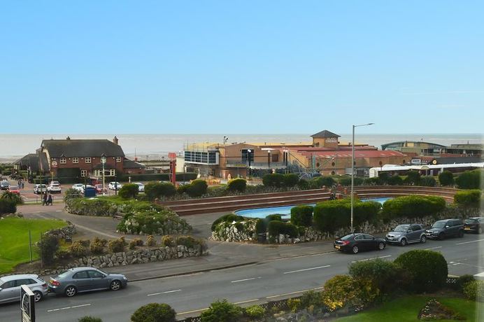 Imagen de los exteriores del Hotel The Carlton, Lytham St Annes. Foto 18