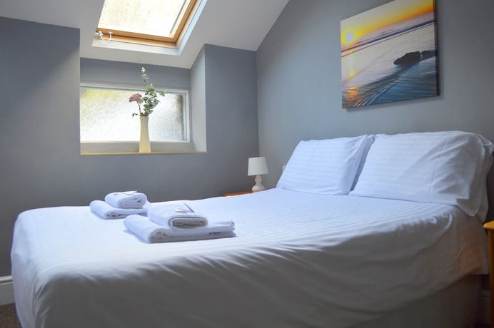 Imagen de la habitación del Hotel The Carlton Mumbles. Foto 2