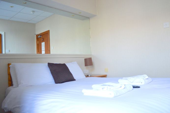 Imagen de la habitación del Hotel The Carlton Mumbles. Foto 15