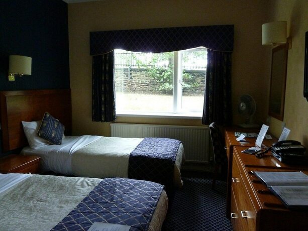 Imagen de la habitación del Hotel The Carlton Park. Foto 18