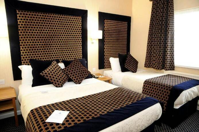 Imagen de la habitación del Hotel The Carlton Park. Foto 20