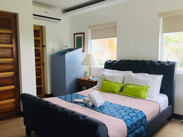 Imagen de la habitación del Hotel The Carmelence Lodge. Foto 12
