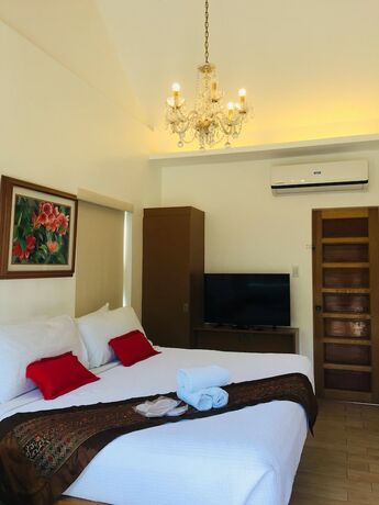 Imagen de la habitación del Hotel The Carmelence Lodge. Foto 17