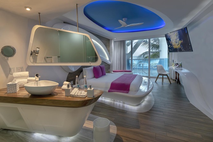 Imagen de la habitación del Hotel The Carmen - Ocean Front. Foto 15