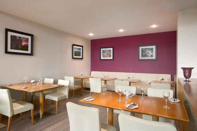 Imagen del bar/restaurante del Hotel The Carnbeg. Foto 7