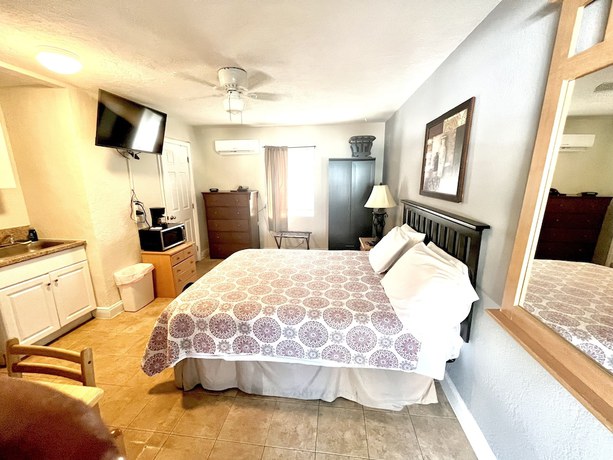Imagen de la habitación del Hotel The Caroline. Foto 4
