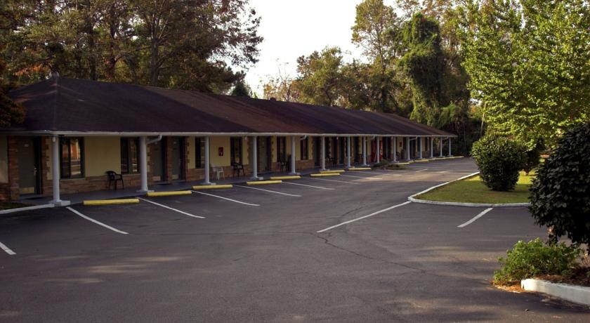 Imagen general del Hotel The Carolinian Inn. Foto 2