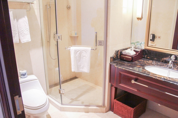 Imagen de la habitación del Hotel The Carp Islet Resort. Foto 15