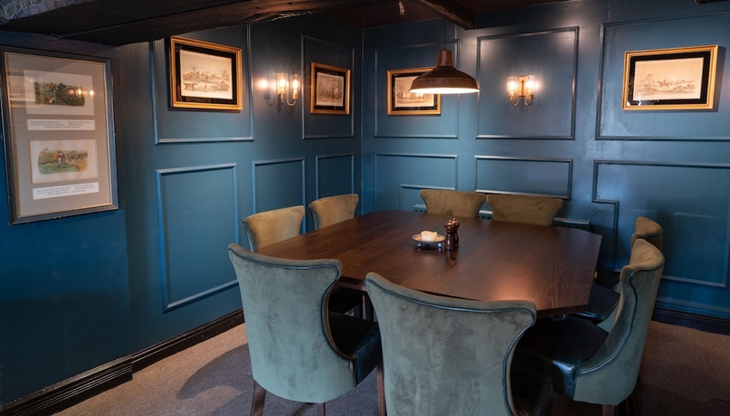 Imagen del bar/restaurante del Hotel The Carpenters Arms, Stanton Drew. Foto 5