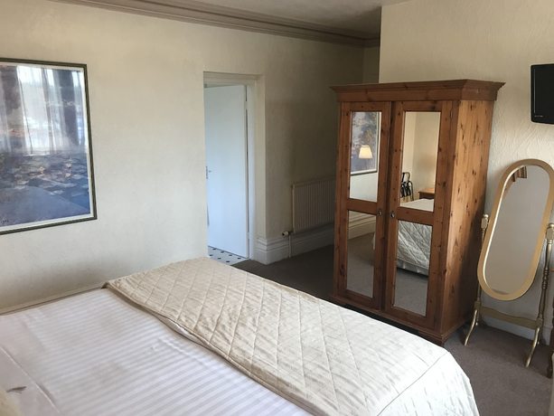 Imagen de la habitación del Hotel The Carre Arms. Foto 16