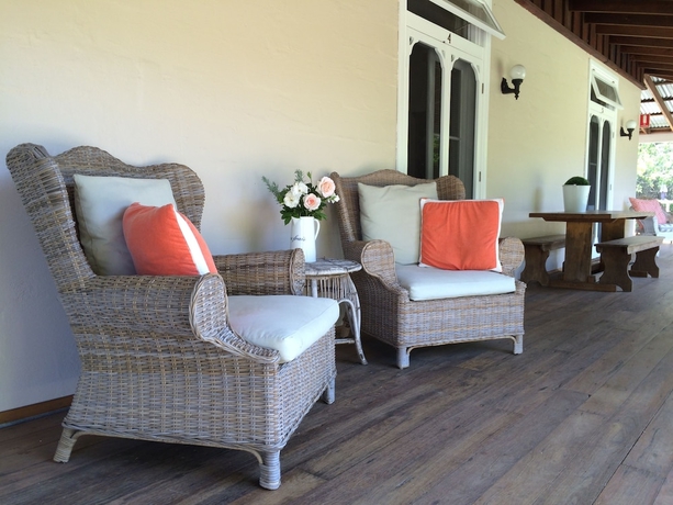 Imagen de los interiores del Hotel The Carriages. Foto 19