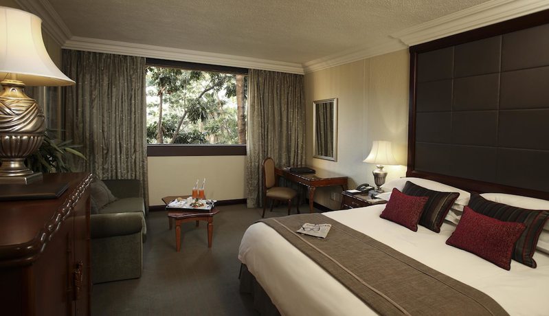 Imagen de la habitación del Hotel The Cascades At Sun City Resort. Foto 5