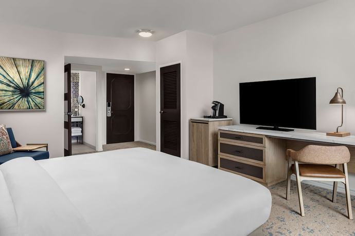 Imagen de la habitación del Hotel The Cassara Carlsbad, Tapestry Collection By Hilton. Foto 10