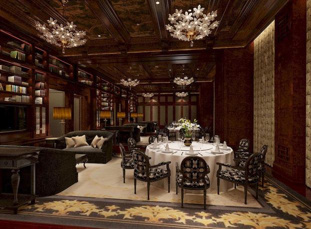 Imagen del bar/restaurante del Hotel The Castle, A Luxury Collection, Dalian. Foto 6