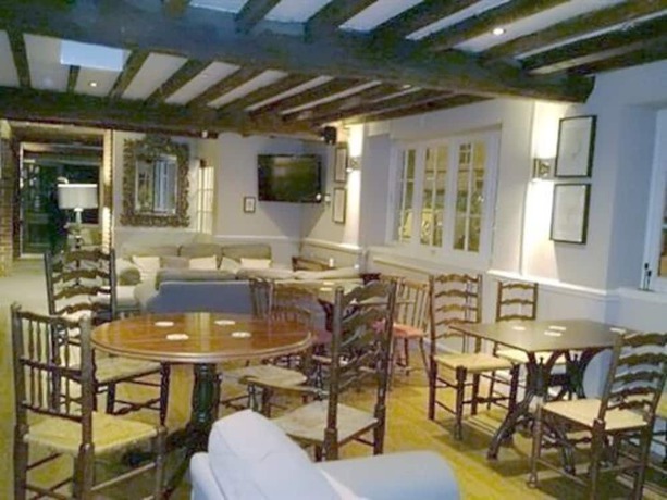 Imagen del bar/restaurante del Hotel The Castle Inn. Foto 7