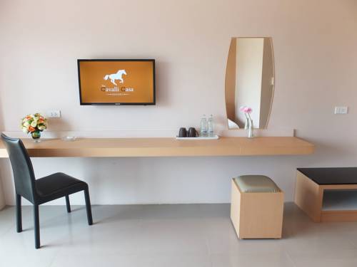 Imagen de la habitación del Hotel The Cavalli Casa Resort. Foto 3