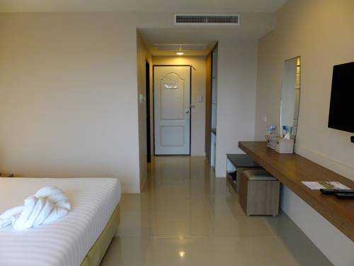 Imagen de la habitación del Hotel The Cavalli Casa Resort. Foto 8