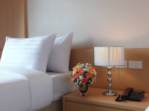 Imagen de la habitación del Hotel The Cavalli Casa Resort. Foto 12