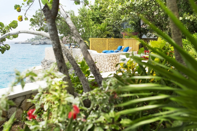Imagen de los exteriores del Hotel The Caves. Foto 10
