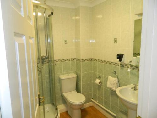 Imagen de la habitación del Hotel The Cedars. Foto 6