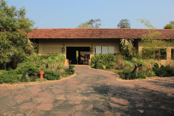 Imagen general del Hotel The Celebration Van Vilas Kanha. Foto 2
