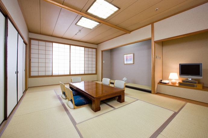 Imagen de la habitación del Hotel The Celecton Fukushima. Foto 17