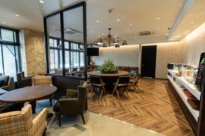 Imagen del bar/restaurante del Hotel The Celecton Kurume. Foto 4