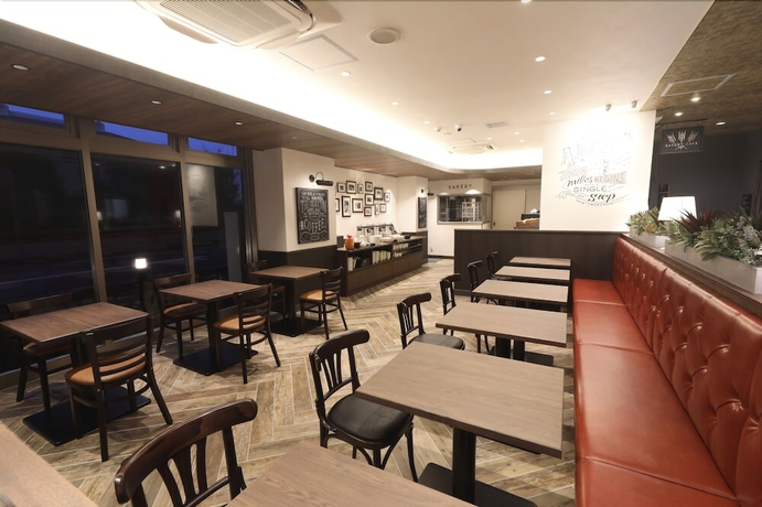 Imagen del bar/restaurante del Hotel The Celecton Tsuchiura Ekimae. Foto 2