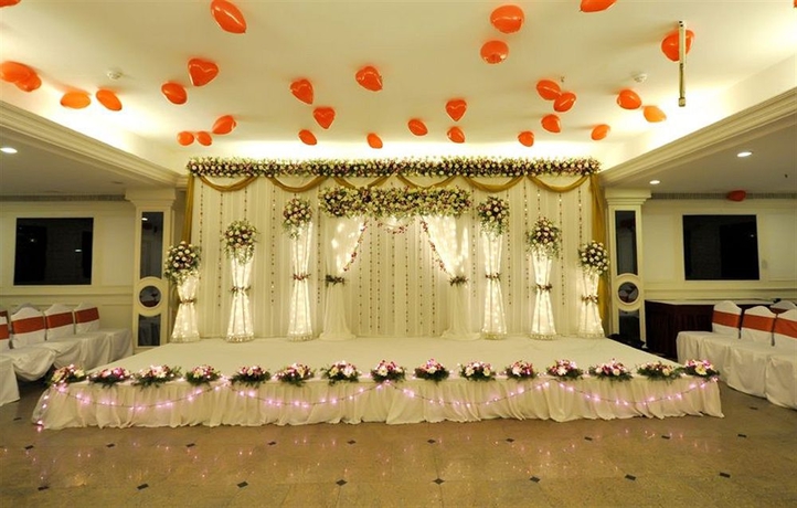 Imagen de los interiores del Hotel The Central Court. Foto 10