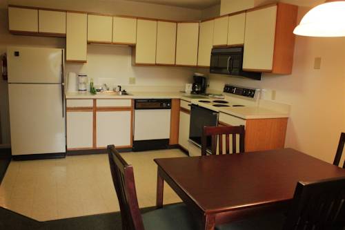 Imagen de la habitación del Hotel The Central Downtown Inn and Suites. Foto 10