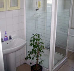 Imagen de la habitación del Hotel The Central. Foto 5