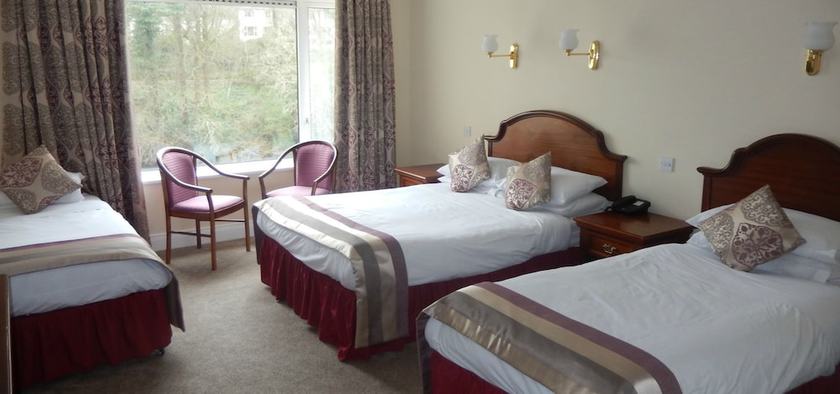 Imagen de la habitación del Hotel The Central Hotel Donegal. Foto 19