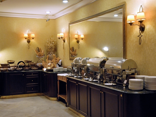 Imagen del bar/restaurante del Hotel The Central Palace Taksim. Foto 4