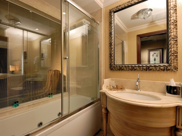 Imagen de la habitación del Hotel The Central Palace Taksim. Foto 13