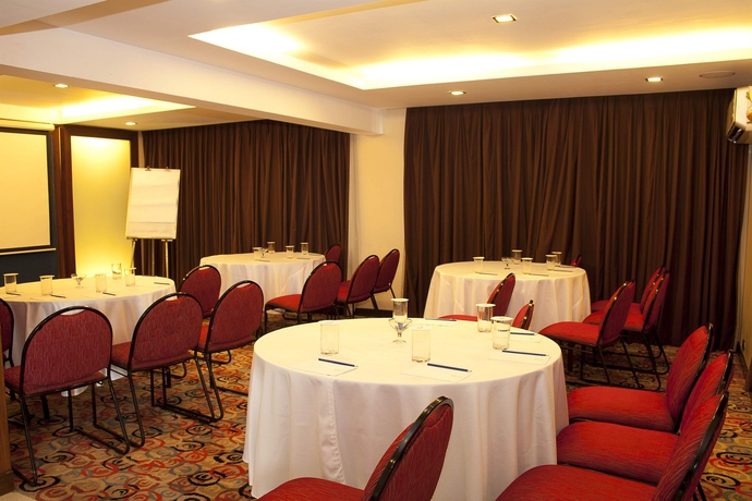 Imagen de los interiores del Hotel The Central Park. Foto 7