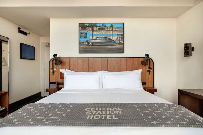 Imagen de la habitación del Hotel The Central Station Memphis, Curio Collection By Hilton. Foto 3