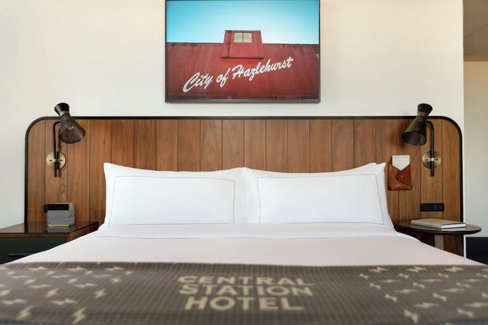 Imagen de la habitación del Hotel The Central Station Memphis, Curio Collection By Hilton. Foto 6