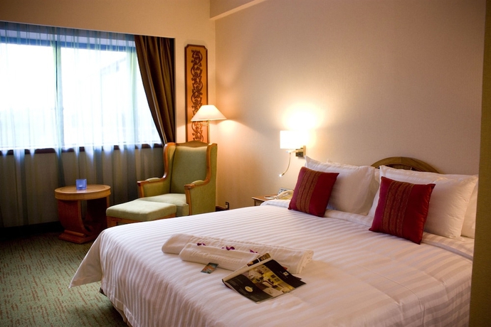 Imagen de la habitación del Hotel The Centrepoint. Foto 5