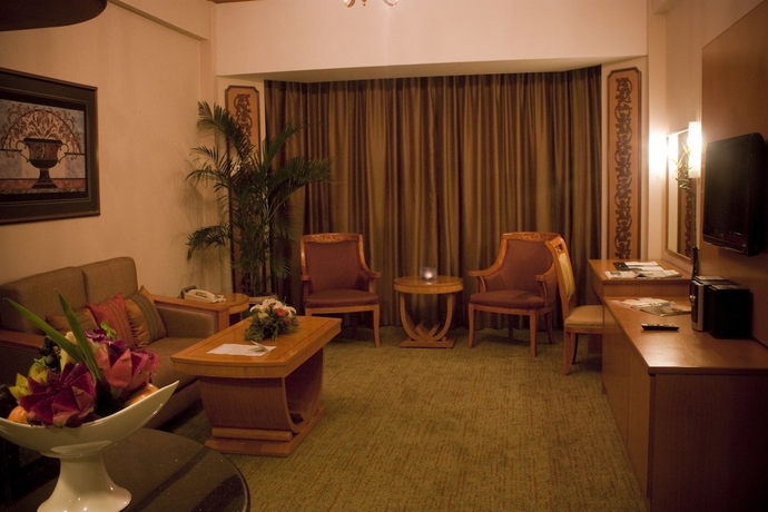 Imagen de la habitación del Hotel The Centrepoint. Foto 10