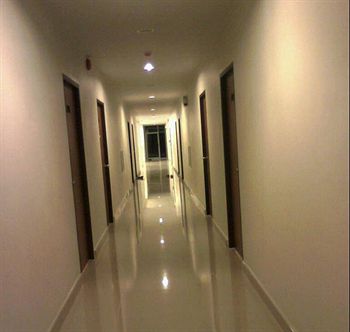 Imagen de la habitación del Hotel The Centrino Serviced Residence. Foto 11