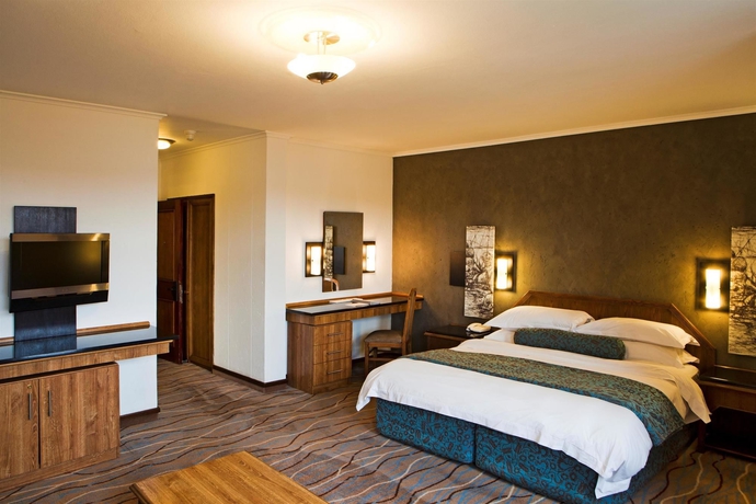 Imagen de la habitación del Hotel The Centurion. Foto 3