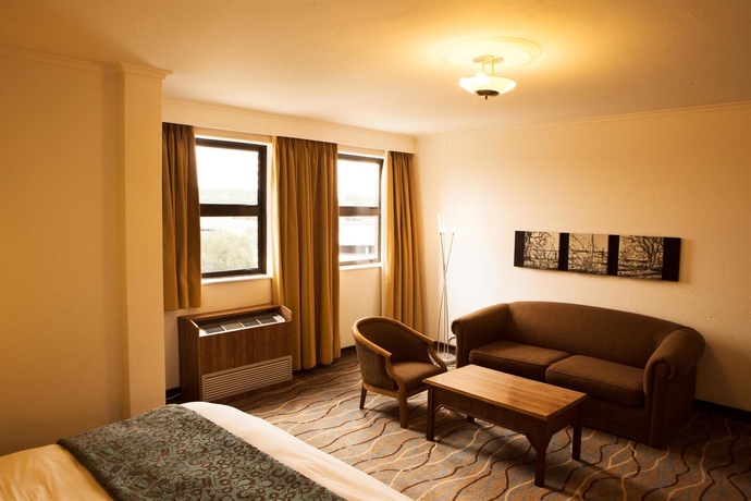 Imagen de la habitación del Hotel The Centurion. Foto 4