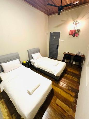 Imagen de la habitación del Hotel The Century Aigoh. Foto 16